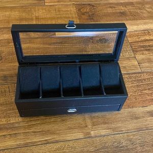 5 spaced watch caddy with ring holder in bottom drawer